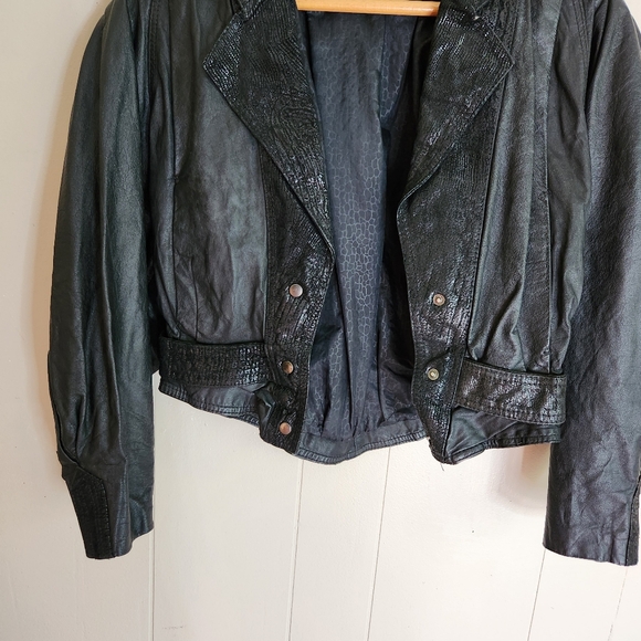 Leather Jacket vintage 80s 90s crop cropped big wide shoulders tapered black S - Picture 4 of 14